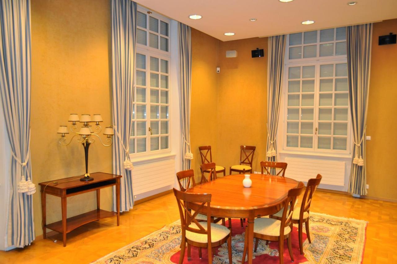 Domaine De Mont-Renaud Hotel Boncourt Buitenkant foto